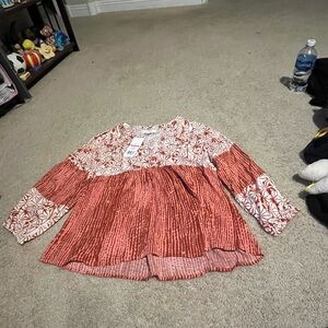 Desert oasis orange and white patterned polished top never worn
